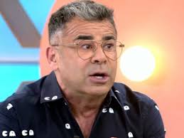 No me pienso callar": Jorge Javier, tajante, se revuelve ante el conflicto  animal de dos invitadas de 'El diario'