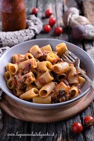 Check spelling or type a new query. Maccheroni Al Sugo Di Funghi E Pomodoro Con Funghi Secchi O Decongelati