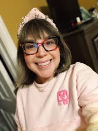 Hello all, and fellow shorties (I'm under five feet)! Let's see those kids  spirit jerseys that you can rock! I got this soft and fuzzy one last  February…I love it! The tye