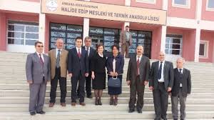 Okulumuzda Yasayan Degerler Projesi Kapsaminda Halide Edip Mesleki Ve Teknik Anadolu Lisesi Halide Edip Adivar I Anlatti