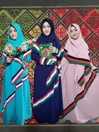 Majlis akad nikah serta semua perkhidmatan di bawah jabatan agama islam selangor (jais) ditangguhkan sepanjang tempoh pelaksanaan sekatan pergerakan penuh yang dilaksanakan di seluruh negara, bermula esok hingga 14 jun. Jual Gamis Palestina Plus Kerudung Palestina Di Lapak Deft Collection Bukalapak