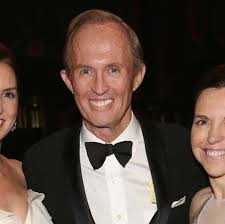 Winter Ball raises thousands for New York museum