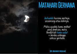 Dampak dari gerhana bulan adalah cahaya matahari tidak dapat dipantulkan oleh bulan yang mena cahaya tersebut terhalang oleh bumi. Ibadah Menujumu