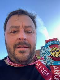 Macclesfield: Athletic dads raise almost £5000 for their children's school 