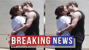 Rowling based the character of hermione granger on of a young version of herself. Emma Watson And Chord Overstreet Spotted Passionately Kissing Just Weeks After Breaking Up Youtube