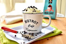 An easy mug cake to make for those that love chocolate! Mug Cake Al Cioccolato E Cocco Superveloce Dolci Da Sogno