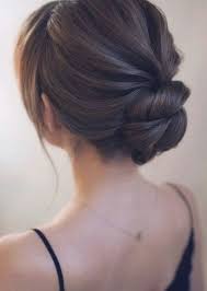 25 Chic Low Bun Hairstyles For Every Bride Hair Styles Wedding Hair Down Simple Wedding Hairstyles