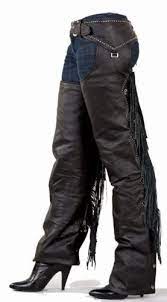 Pin By Jessica Fontan On Moda Estilo Rockera Motera Biker Outfit Motorcycle Chaps Biker Wear