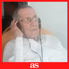 🙏 Falleció Rolando Serrano, futbolista colombiano, a sus 83 años 🇨🇴 Fue  uno de los primeros colombianos que disputó un Mundial, en Chile 1962 ⚽ En  1967, cuando Millonarios recibió al Santos