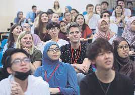 Being an international students, there are many advantages of studying in malaysia. Facts About Studying In Malaysia