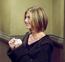 Friends Turns 20 Look Back At The Rachel Haircut More Styles Jennifer Aniston Short Hair Jennifer Aniston Hair Friends Jennifer Aniston Hair