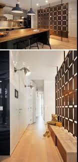 Selain memiliki permukaan yang bening dan halus, material ini juga memiliki sekat ruangan minimalis dari kayu dan polycarbonate. 64 Sekat Ruangan Minimalis Modern Bahan Kayu Kaca Dll Desainrumahnya Com