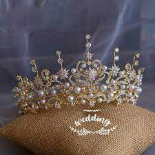 Gold Wedding Tiara With Pearls Brides Hair Accessoriesbridal Etsy Pearl Bride Gold Wedding Tiara Bridal Hair Jewelry