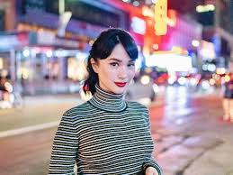 I love heart evangelista's cute idea of framing her hermes scarves that she doesn't wear! Look Heart Evangelista Met This American Fashion Designer In Nyfw