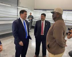 He began his career as a general assignment reporter for fox news channel in 2009. Mexico Remained Arizona S Top Governor Doug Ducey Facebook