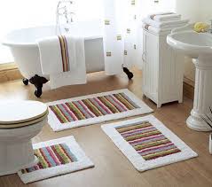 Banyo Dekorasyonu Icin Harika Paspas Onerileri Modern Banyo Modern Banyo Tasarimi Banyo Paspasi