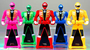 Haim saban spent eight years the show eventually premiered in august 1993 and became a sensation. Yellow Pink Ranger Keys Power Rangers Super Megaforce Youtube