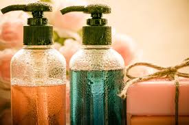 Gel Douche Bio Et Ecolo Comment Le Fabriquer Soi Meme Gel Douche Bio Gel Douche Gel Douche Maison