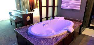 Shade Hotel Hot Tub Suite Manhattan Beach California In 2021 Hot Tub Tub Hot Tub Room