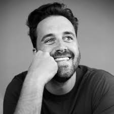 On est très fiers aujourd'hui de poser un jalon important de la  collaboration Rethink x IKEA Canada : une première campagne film conçue  spécialement pour le Québec.