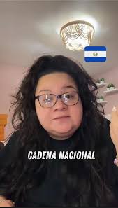La cadena Nacional en El Salvador en estos momentos 😱😅