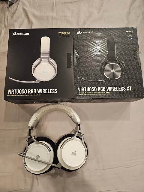 Corsair VIRTUOSO RGB Wireless XT Headsets view 5