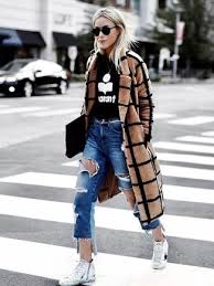Our top 10 guides help shoppers quickly and easily find what they need. Wie Hohe Sneakers Mit Boyfriend Jeans Zu Kombinieren 4 Damen Outfits Kalt Wetter 2021 Lookastic