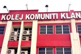 Kronologi penggunaan online learning tools di kolej komunti. Kolej Komuniti Klang Mycompass