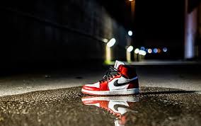 Now if they did a bred off white jordan 1 on the other hand. Hd Wallpaper White And Red Air Jordan 13 S Shoe Street Basketball Sneaker Wallpaper Flare