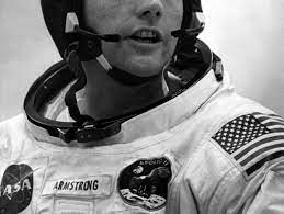 Der astronaut neil armstrong ist tot. Neil Armstrong Wird 80 Ein Kleiner Schritt Fur Einen Menschen Manager Magazin