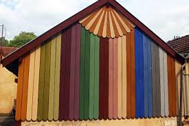 Peinture Naturelle A La Farine L Alternative Ecologique Efficace Pour Vos Boiseries Peinture Naturelle Peinture Suedoise Peinture Maison