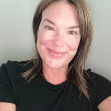 But why does Kathy look like someone who grew up too close to a nuclear  power plant this whole episode?! 😬👀😇 #RHOBH 💎