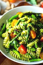 Nudelsalat Mit Pistazien Pesto Rucola Und Spargel Rezept Rezept Nudelsalat Nudelsalat Bbq Essen