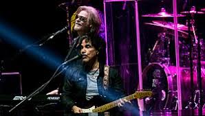 Camels have many adaptations that allow them to live successfully in desert conditions. Hall Oates Wikipedia