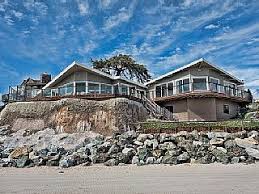 It has 2 full baths plus 3 1/2 baths, 2 balconies and a large roof d. Welcome To The Pet Friendly And Oceanfront Homeaway Santa Cruz Beachfront Rentals Vacation Rental Captains Quarters