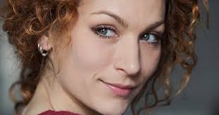 Eva van de wijdeven dutch actrice 12. Actrice Eva Van De Wijdeven Cultuur Is Overal Planet Lifestyle