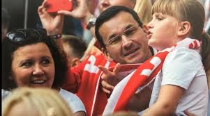 Maybe you would like to learn more about one of these? Mateusz Morawiecki Swietuje Dzien Ojca Pokazal Zdjecia Ze Swoimi Dziecmi Plejada Pl