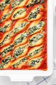Ingredients 2 tablespoons virgin coconut oil 1 medium onion, chopped (1 cup) 1 small red bell pepper, chopped (3/4 cup) Spinach Ricotta Vegan Stuffed Shells The Simple Veganista