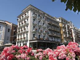 Le consulat à trieste est l'une des 356 représentations diplomatiques et consulaires de suisse dans le monde. Hotel Italie Et Suisse Stresa Updated 2021 Prices