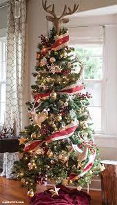 Upgrade Your Christmas Tree Game With These Decorating Ideas Creative Christmas Trees Michaels Christmas Trees Unique Christmas Trees