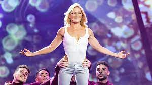 Born 5 august 1984) is a german singer, dancer, entertainer, television presenter, and actress. Aufregung Um Die Helene Fischer Show Daruber Lacht Das Internet
