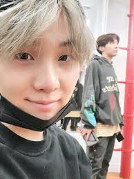 Sope Moment Galeri Yoonseok Shipper Yoonseok Bts Suga Bts Photo