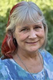 Katy Dickinson's Instagram, Twitter & Facebook