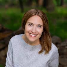 Alicia F. Bembenek (@dreamsofdata)