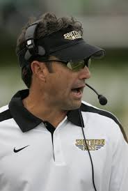7:25 a.m. UPDATE: Larry Fedora reportedly accepts offer to coach at North  Carolina, leaving Southern Miss