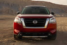 The suv is likely to be offered in four trims as the outgoing model and would start at a price of $32,775 which is the cheapest variant. In Pics 2022 Nissan Pathfinder Suv Detailed Image Gallery Of Design Features Interiors And More