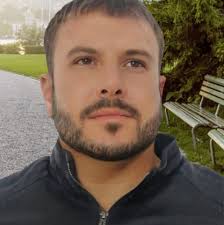 Once rivals, now friends forever. As he accepted his Arnold Classic  Lifetime Achievement Award, Jay Cutler made sure to pay homage to the great  Ronnie Coleman for pushing him all the way