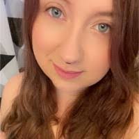 Amber Mckay's Instagram, Twitter & Facebook