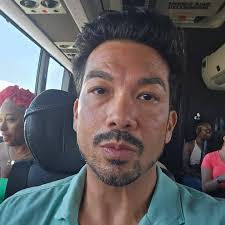 Shane Ridgway's Instagram, Twitter & Facebook