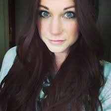 Jessica Schell's Instagram, Twitter & Facebook